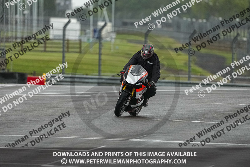 donington no limits trackday;donington park photographs;donington trackday photographs;estoril;event digital images;motorbikes;no limits;no limits trackdays;peter wileman photography;portugal;trackday;trackday digital images;trackday photos